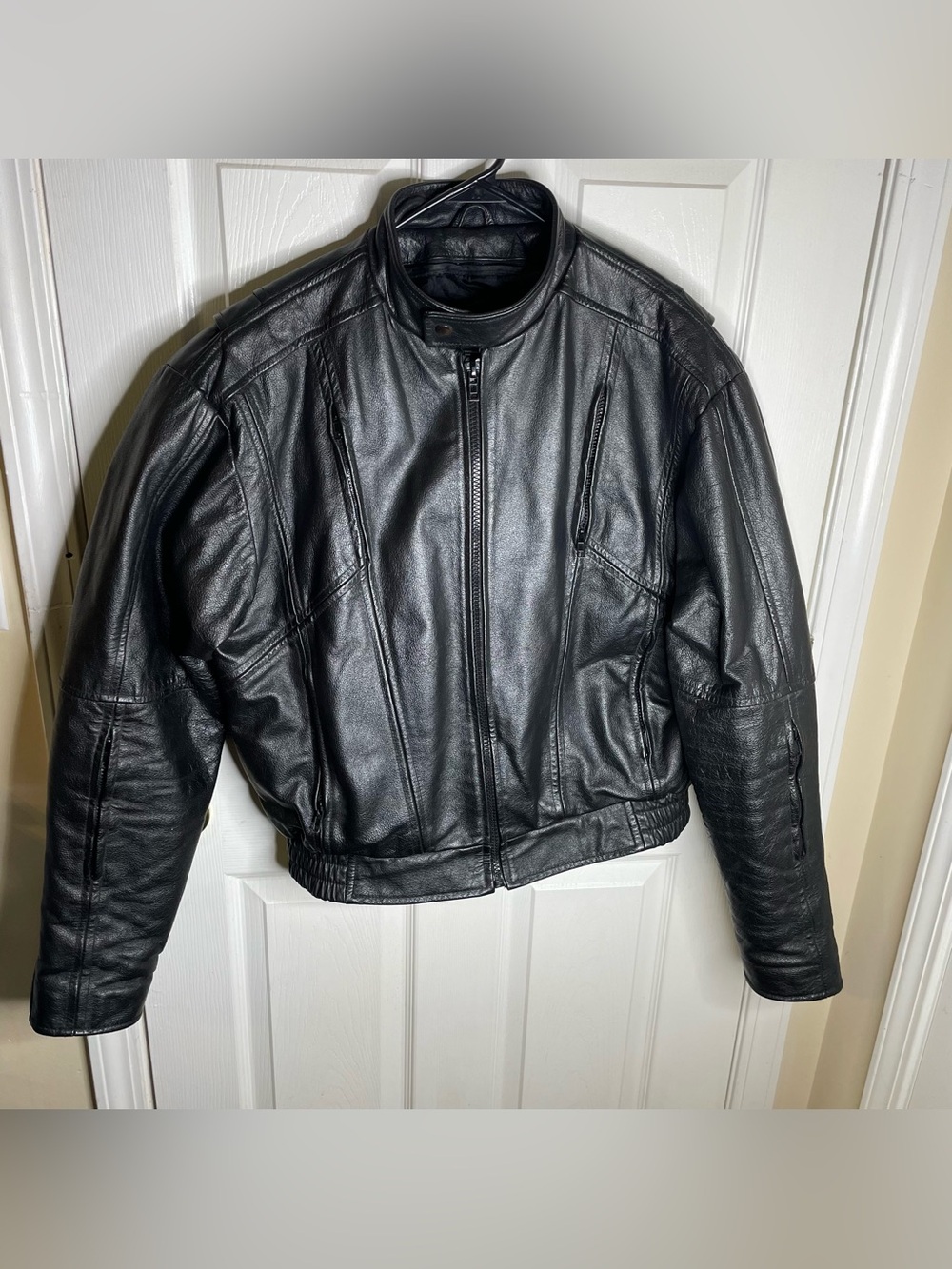 Vintage Black Wilda Leather Bomber Motorcycle Jacket Size Large